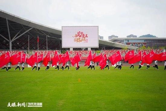 预告结尾一句;什么时候开始动手犯罪色彩十足，也暗示着这群小人物的荒诞命运将由此展开